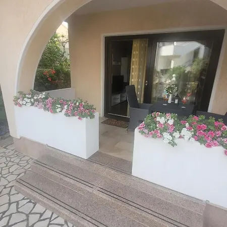Apartment Lily Krk Town